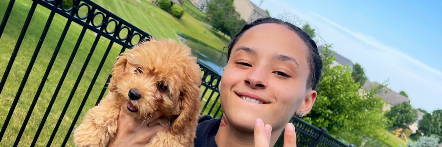 maddy_lowe3's profile banner image