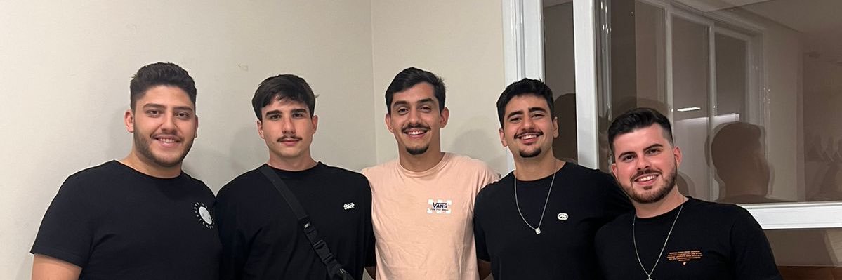 alesn12's profile banner image