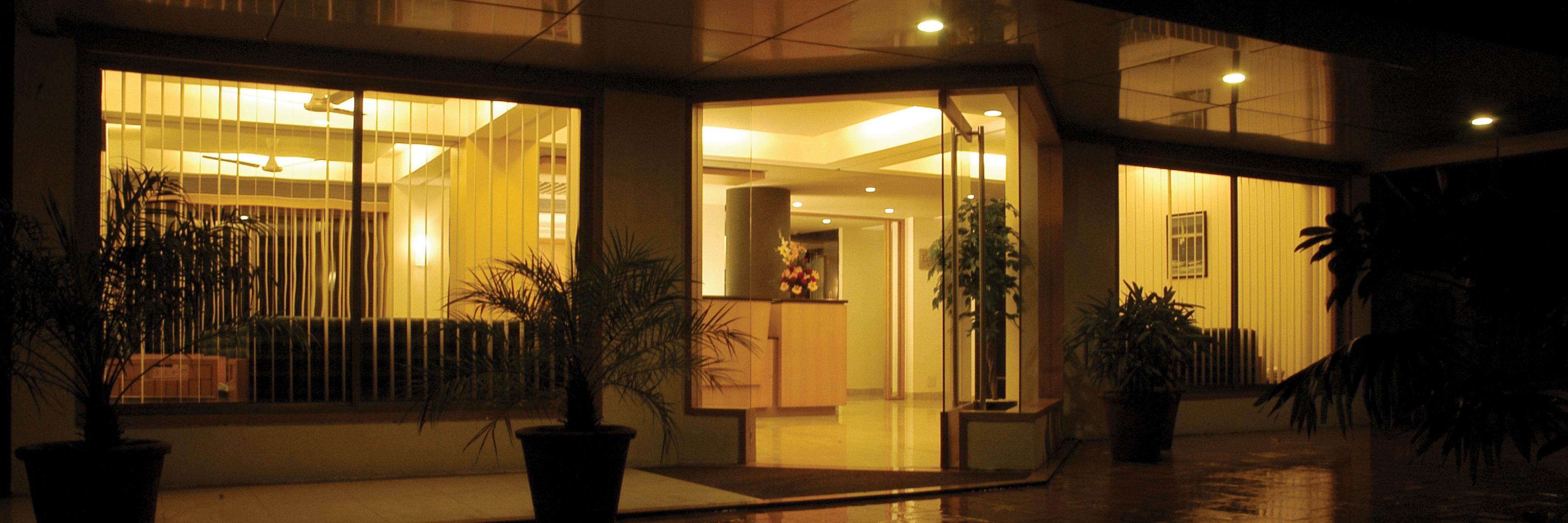 Hotel_skylon's profile banner image