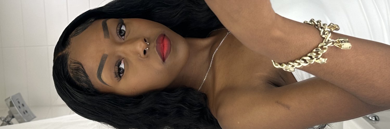 thasslexii's profile banner image