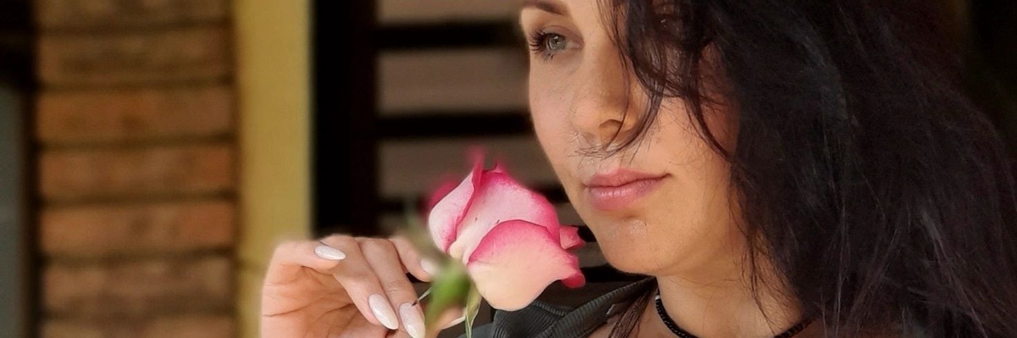lorenavs85's profile banner image