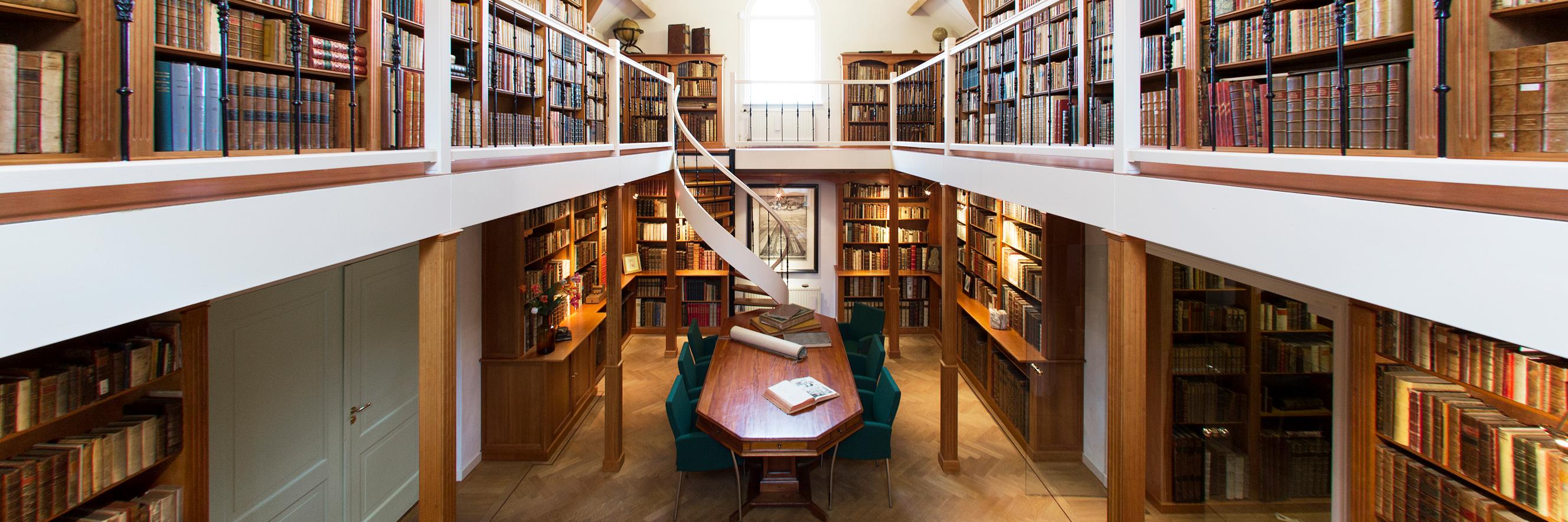 ForumRareBooks's profile banner image