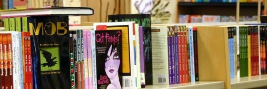 LynnettesBooks's profile banner image
