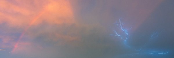 Uzmaniaaa Profile Banner