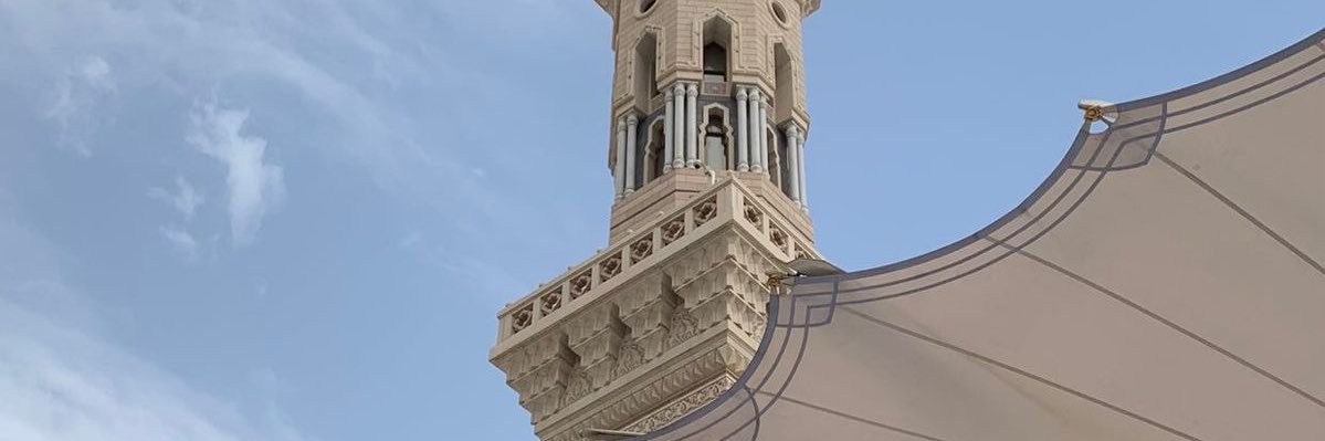 qwinzfarah's profile banner image