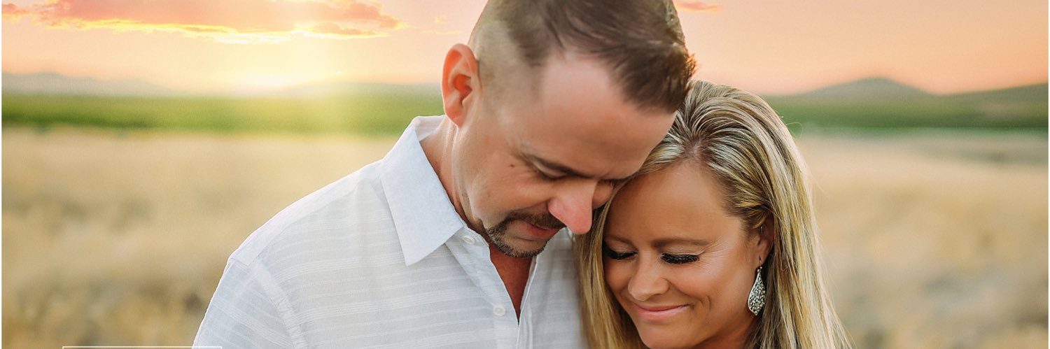 AlexisDelainie's profile banner image