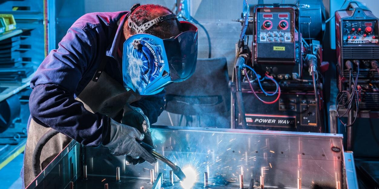 MonCherBusiness's profile banner image