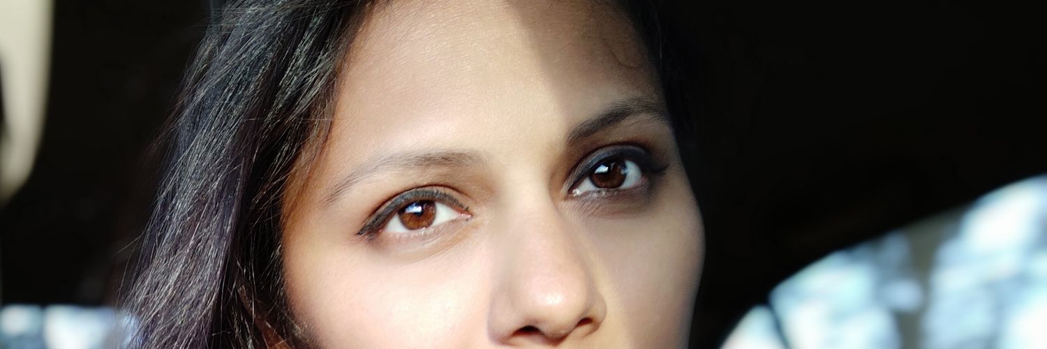 shraddha_tr's profile banner image