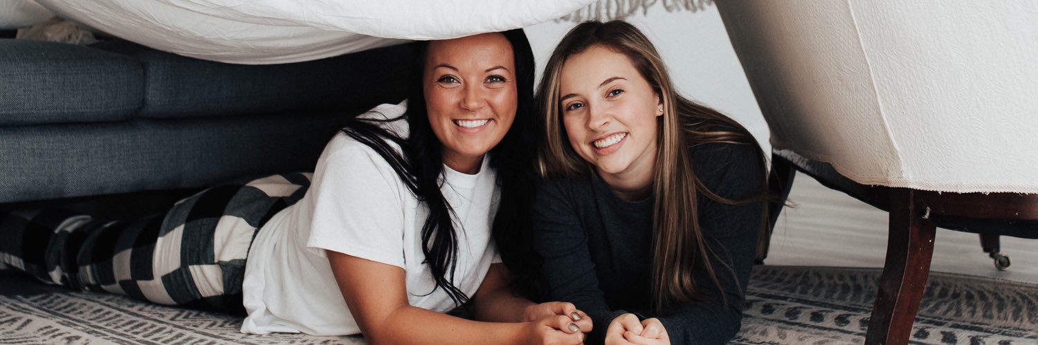 RileyCatlin's profile banner image