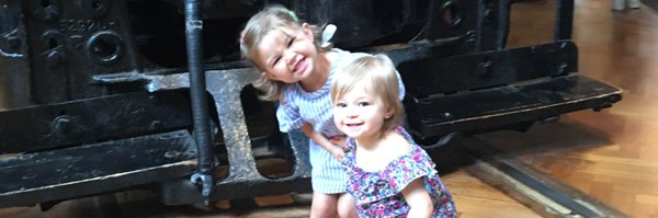 erin_klapp Profile Banner