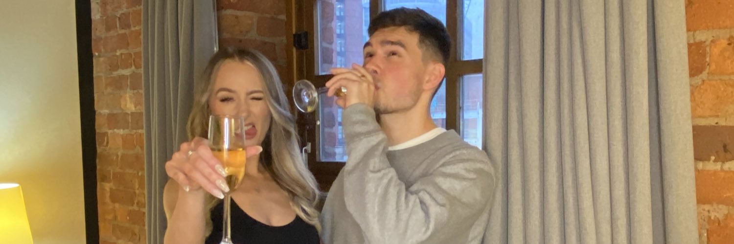 llivnw's profile banner image