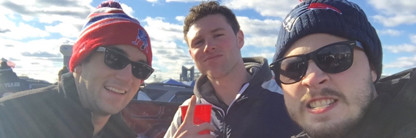 ziwallace's profile banner image
