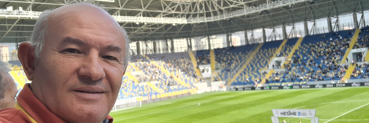 yasaronel's profile banner image