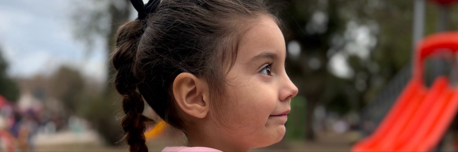 YaniAccastello's profile banner image