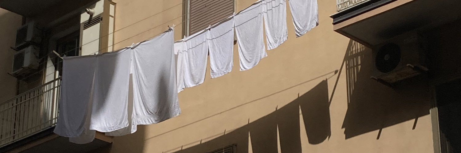 Val banner