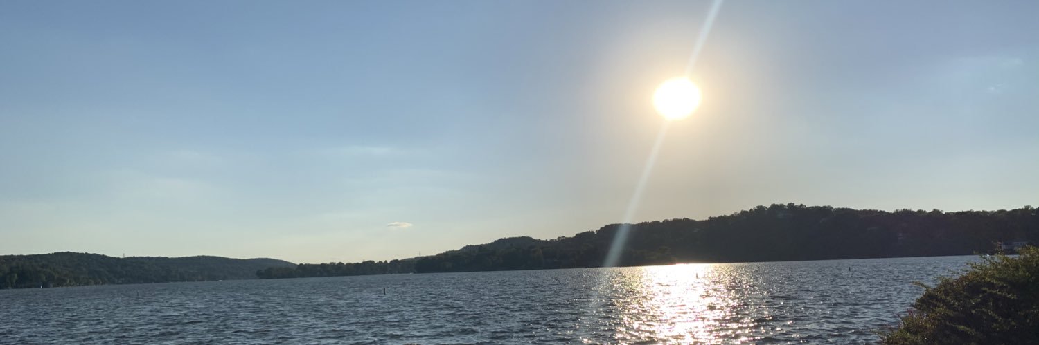 jenniferdee's profile banner image