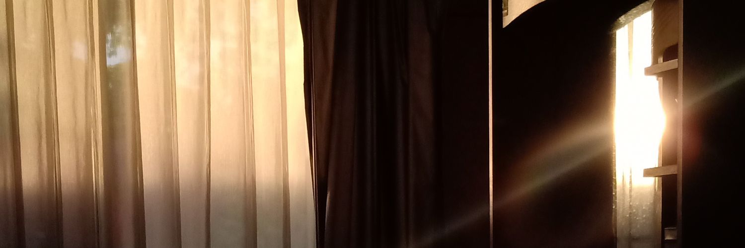 月 | เป็นจุ้งโอ้ย banner