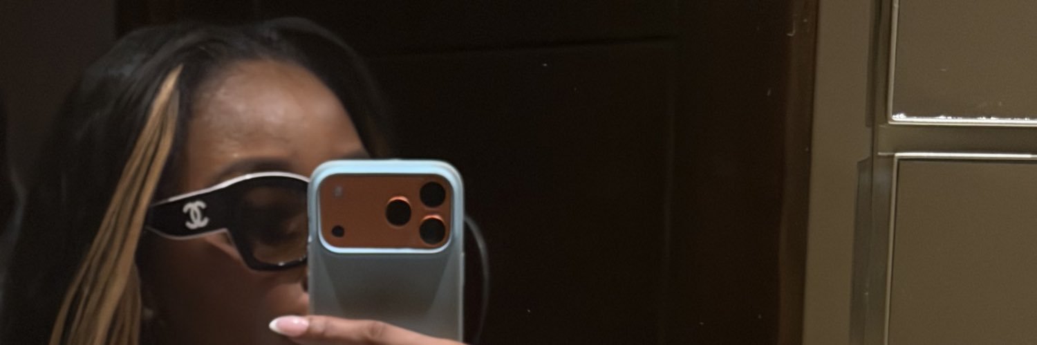 anitraaaa_'s profile banner image