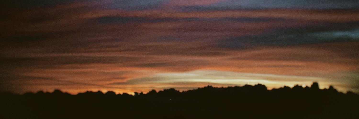 zLoxe's profile banner image
