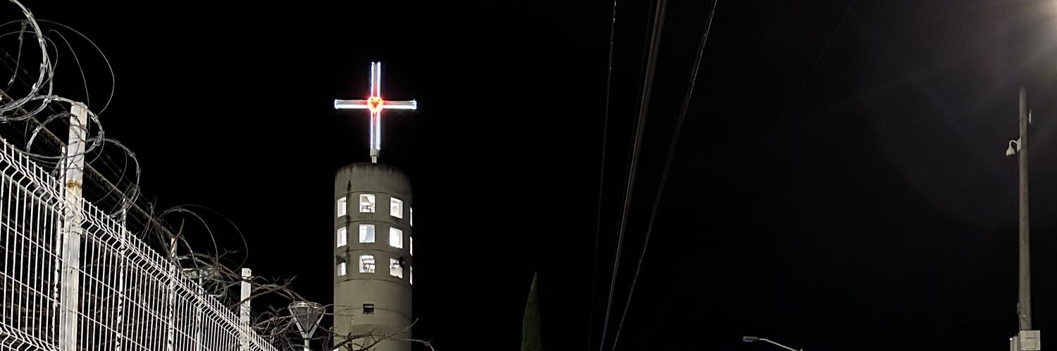 gogiees's profile banner image