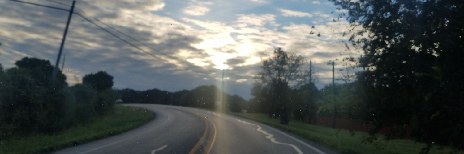 RomeroLoyda's profile banner image