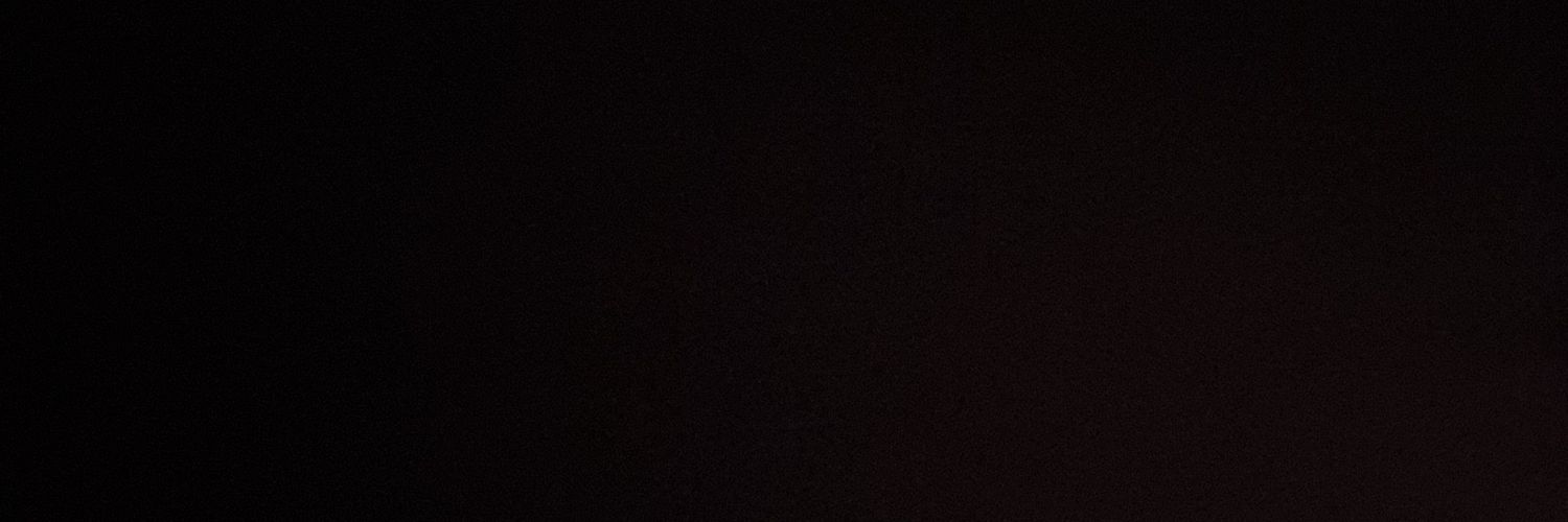 laskarQue's profile banner image