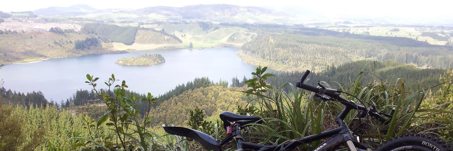 Technogogical banner