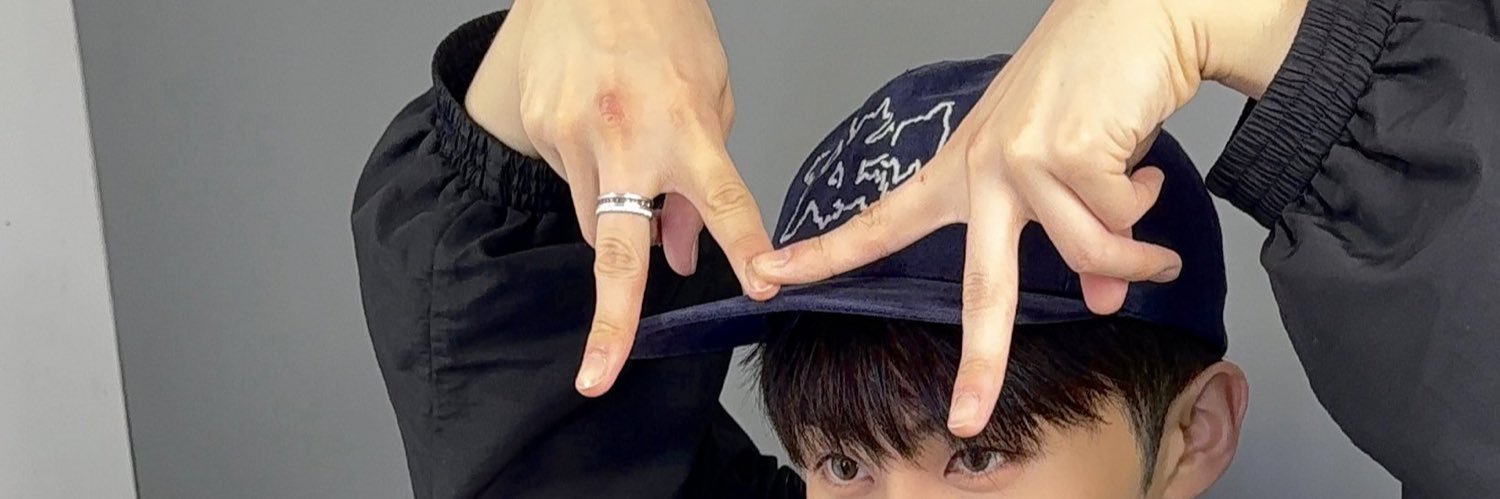 ones_sss's profile banner image