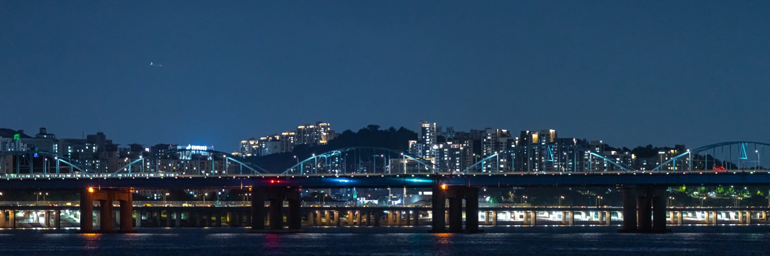 simpliste_'s profile banner image