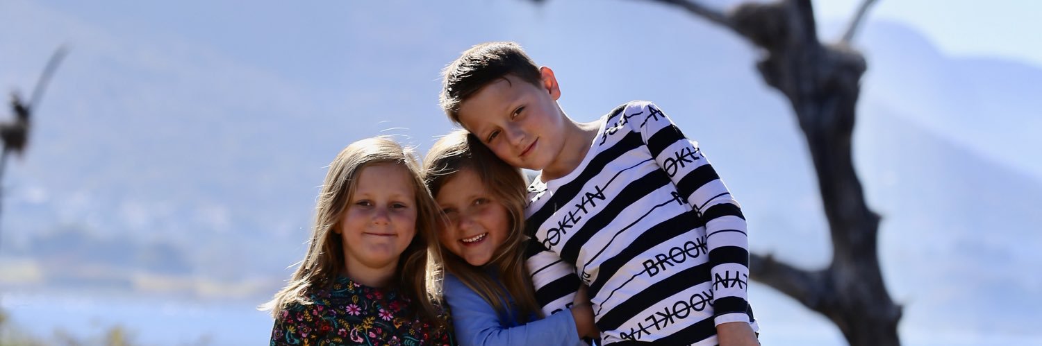 Ozzie Ferreira banner