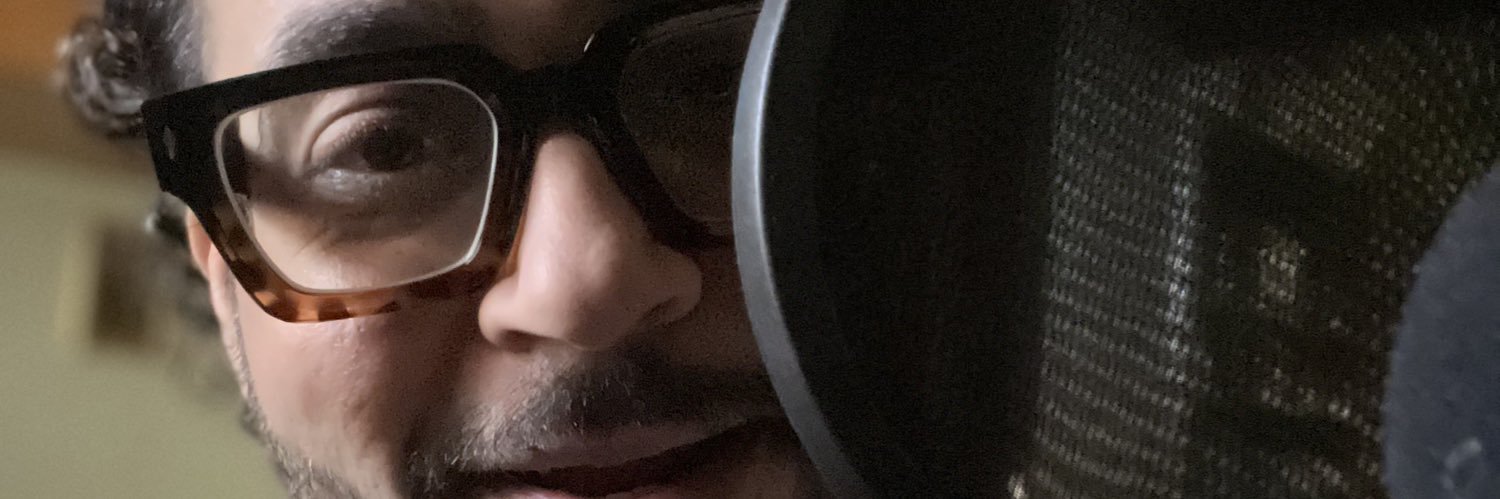mohebeffat's profile banner image