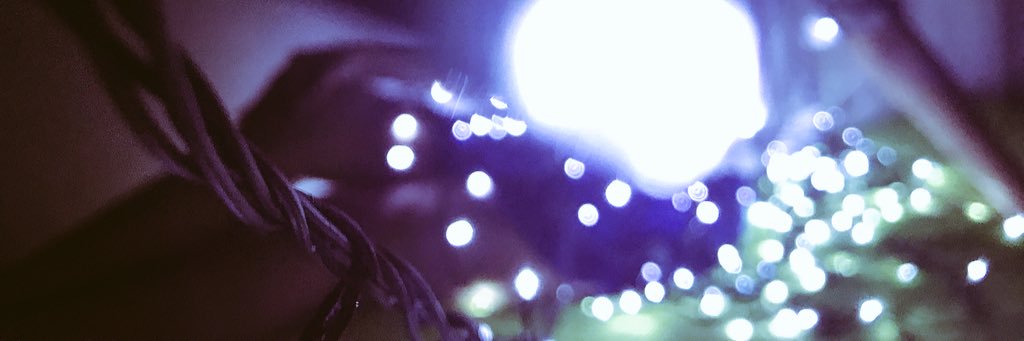 MoyaMichell's profile banner image
