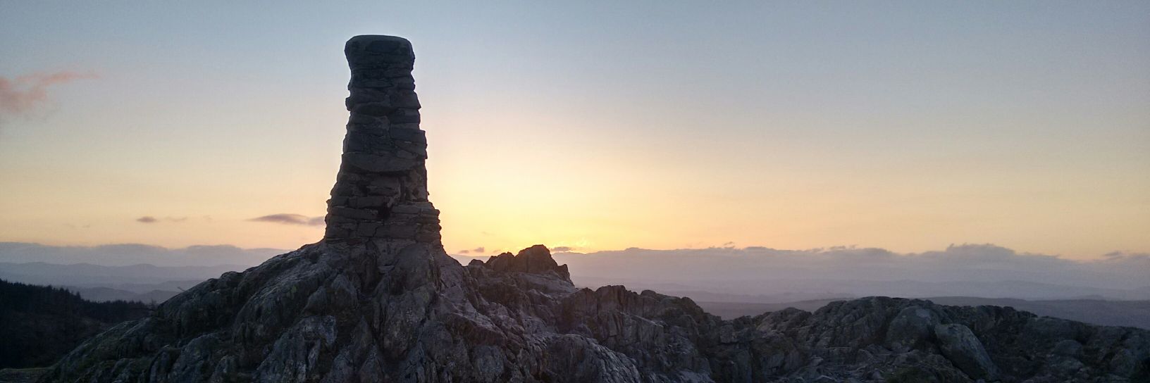 wildlakesrunner's profile banner image