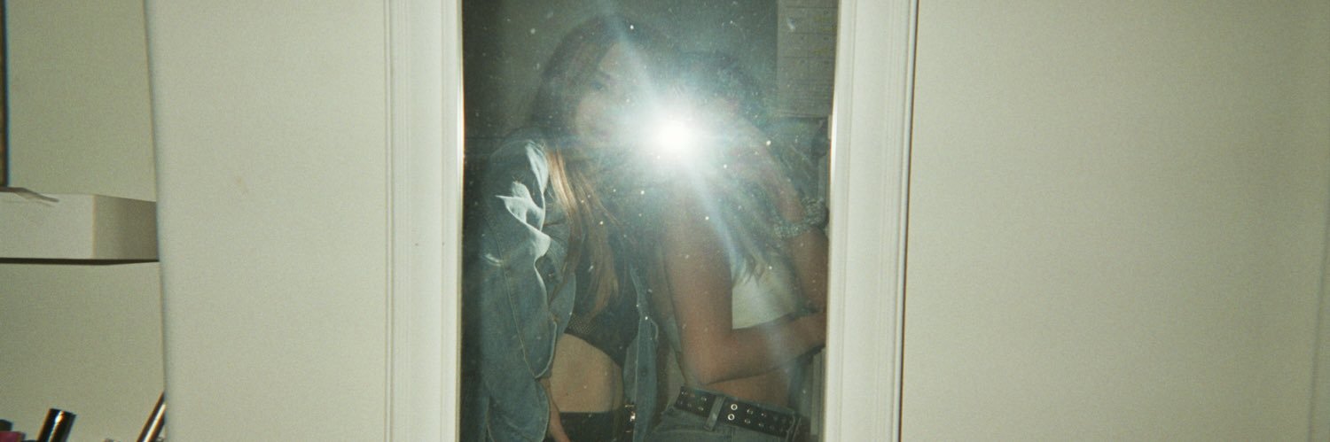 keelyalona's profile banner image