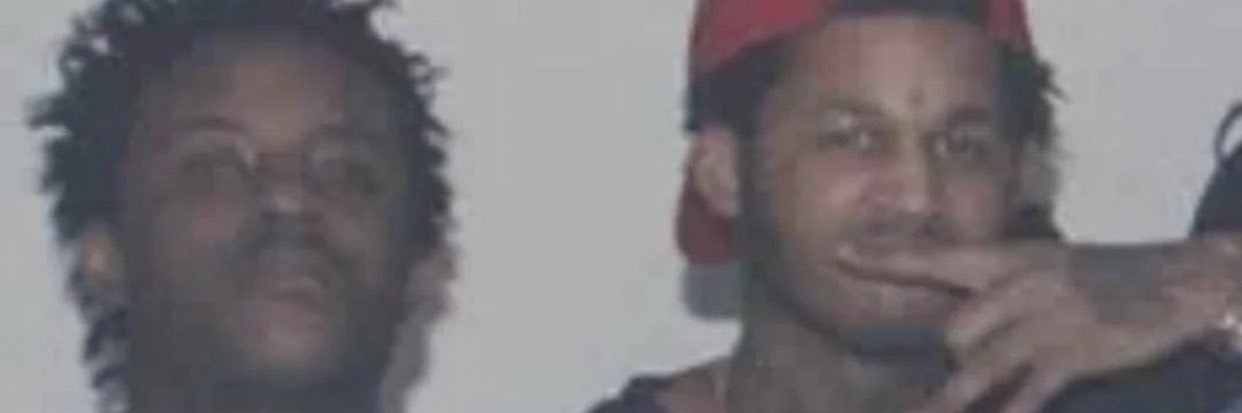 برا عم ابيع فيب وانا عاري's banner