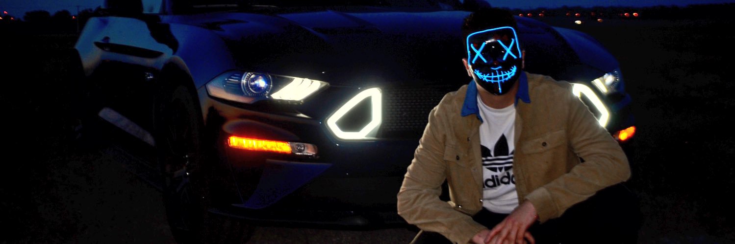 luenvese's profile banner image