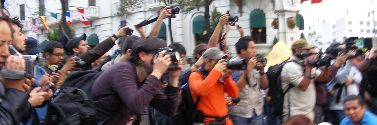 Balbina Flores Martínez banner