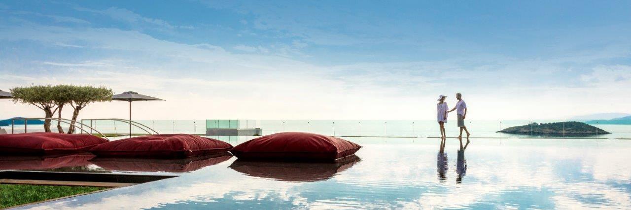 bluegr  Hotels & Resorts banner