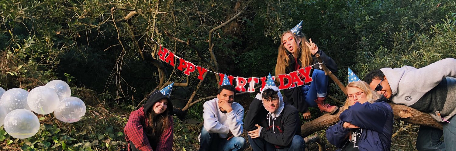 mdlnschllng's profile banner image