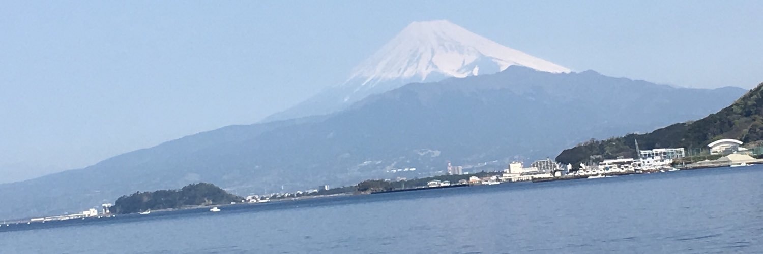 umeQ124's profile banner image