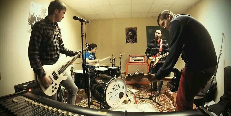 burlipsband's profile banner image
