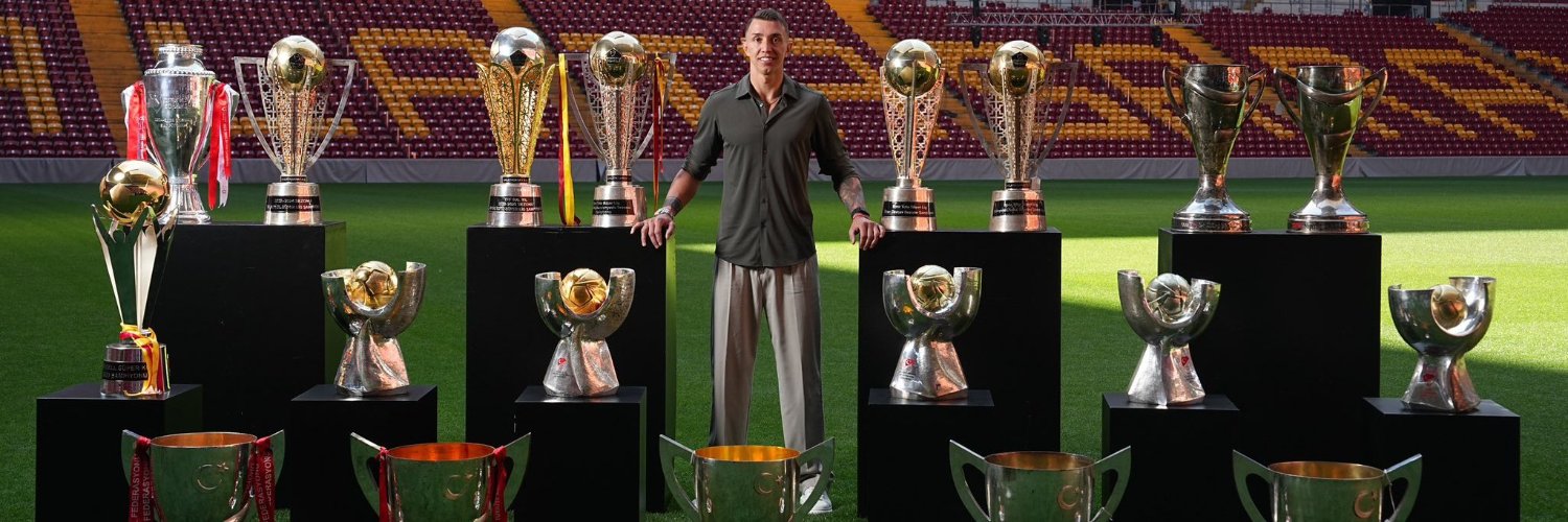 losgalacticos55's profile banner image
