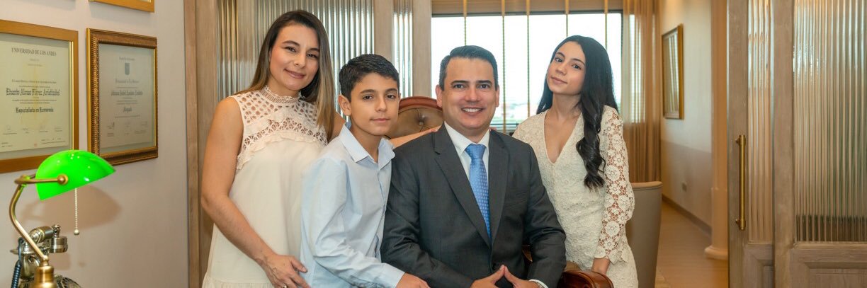 eduflorez's profile banner image