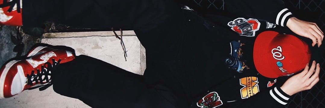 a__trsan's profile banner image