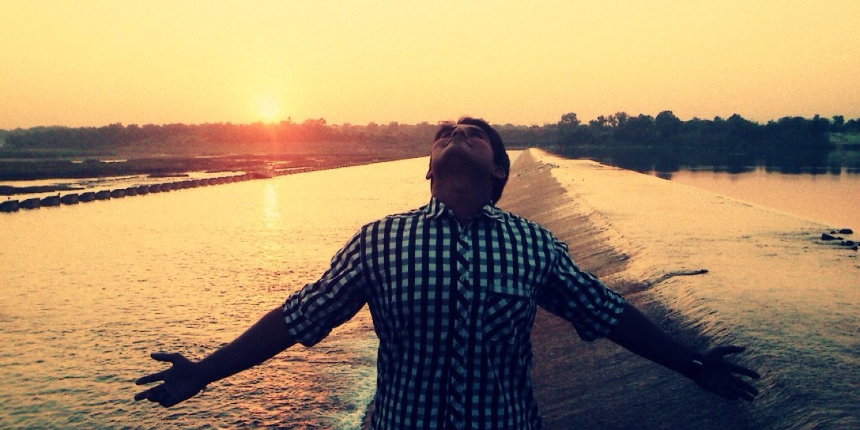 Lumbhani_Parth's profile banner image