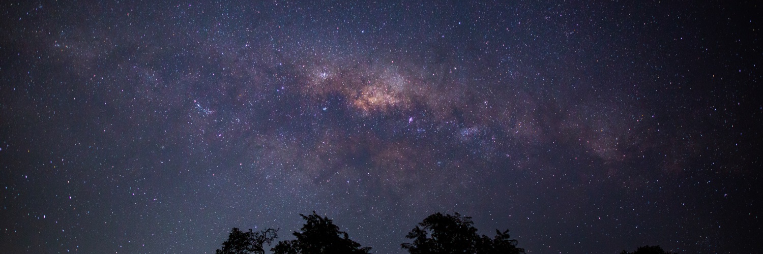 alhuie's profile banner image