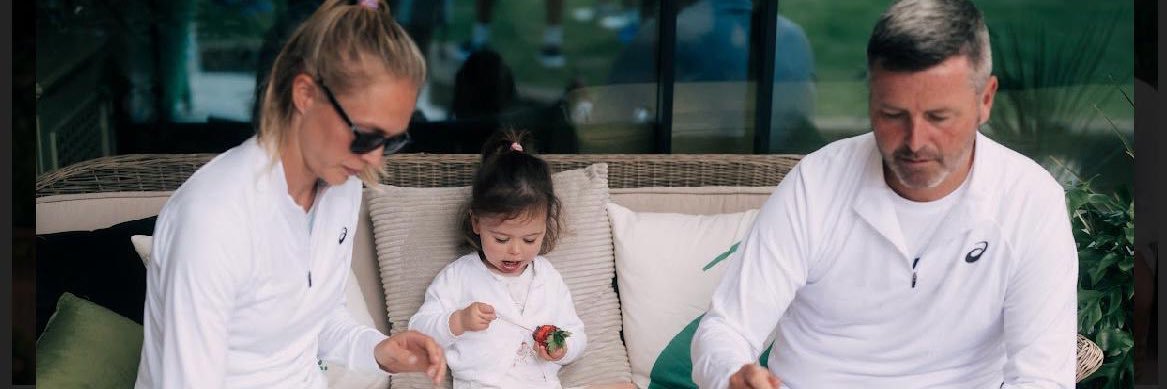 Francesca Lewis banner