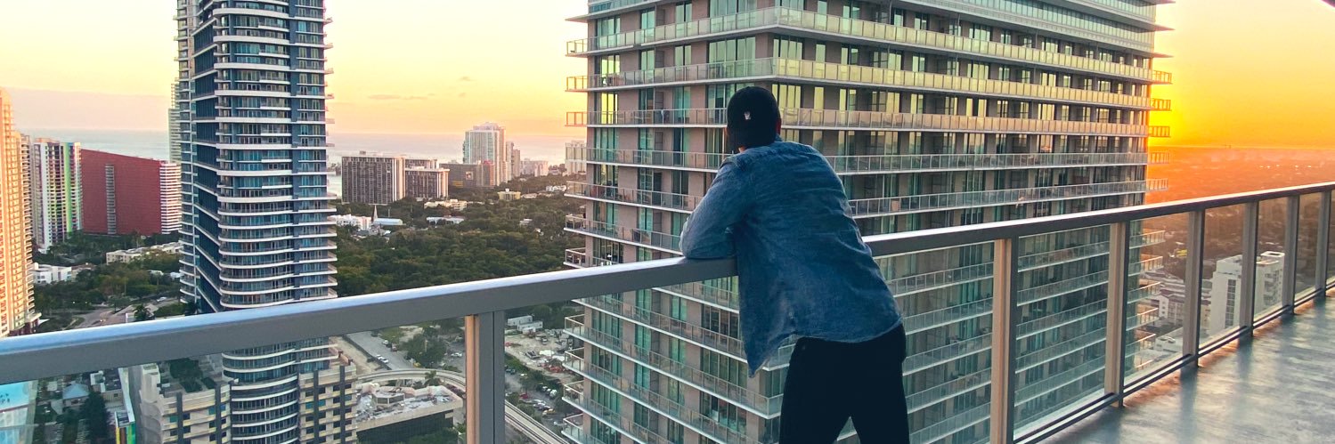 youngalec's profile banner image