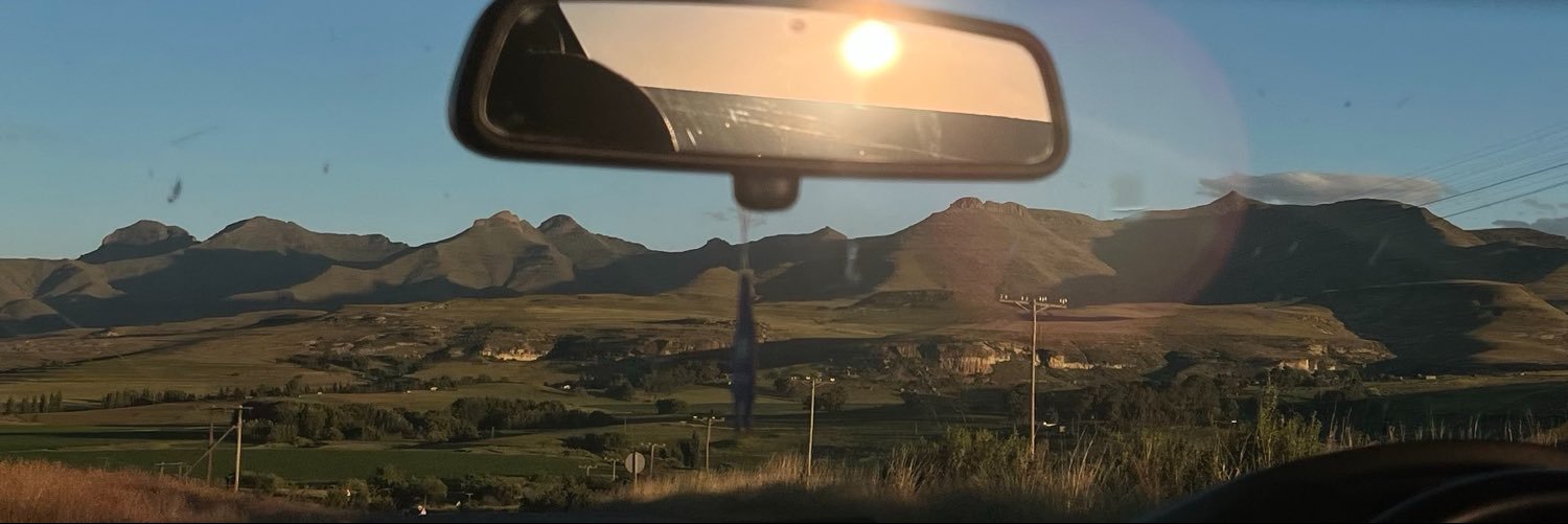0TMRG's profile banner image