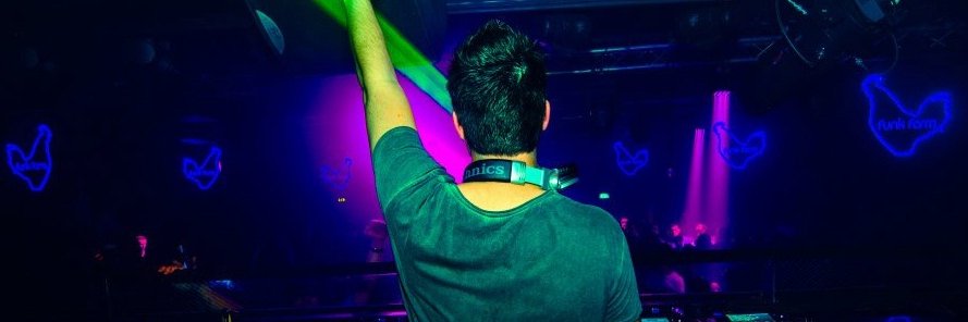 Alikosal's profile banner image